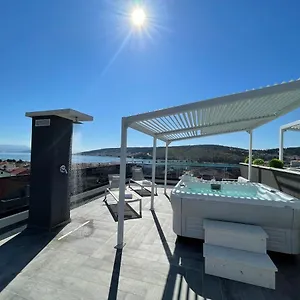 Apartment Sky Garden 