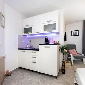rezervirajte ovdje