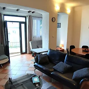 rezervirajte ovdje