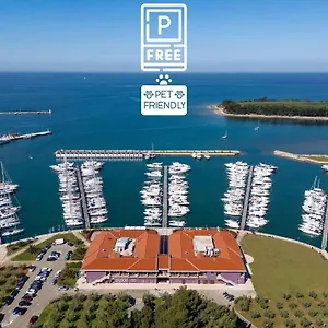 Boutique Nautica - & Wellness, Free Parking, Pet Friendly 4* Novigrad Istria