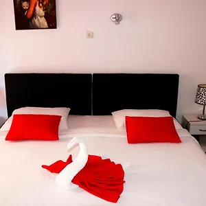 3* Pensión Rooms&apartment Stambuk